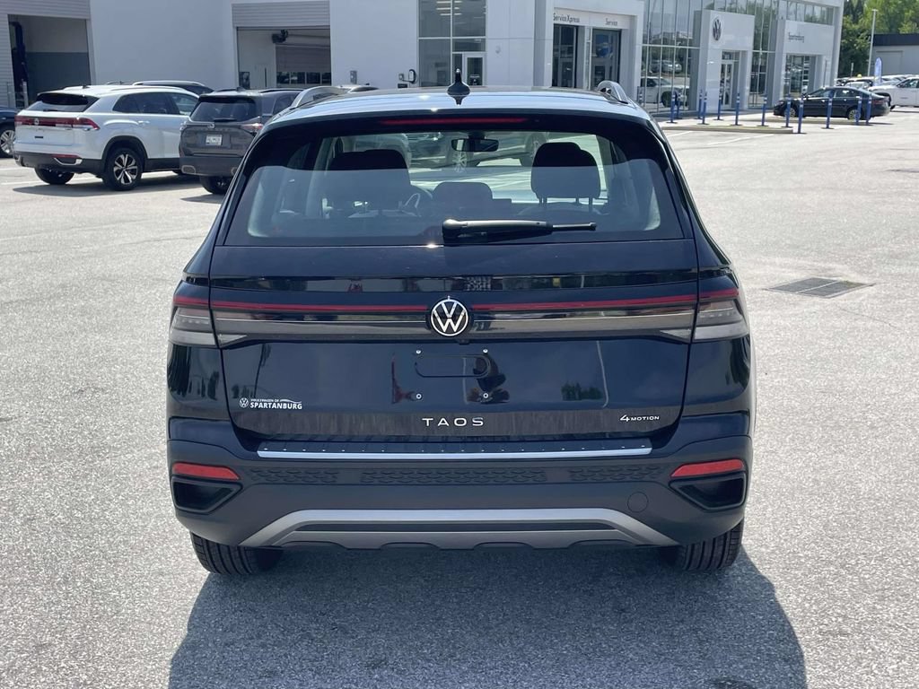 Used 2025 Volkswagen Taos S AWD/4WD image 5