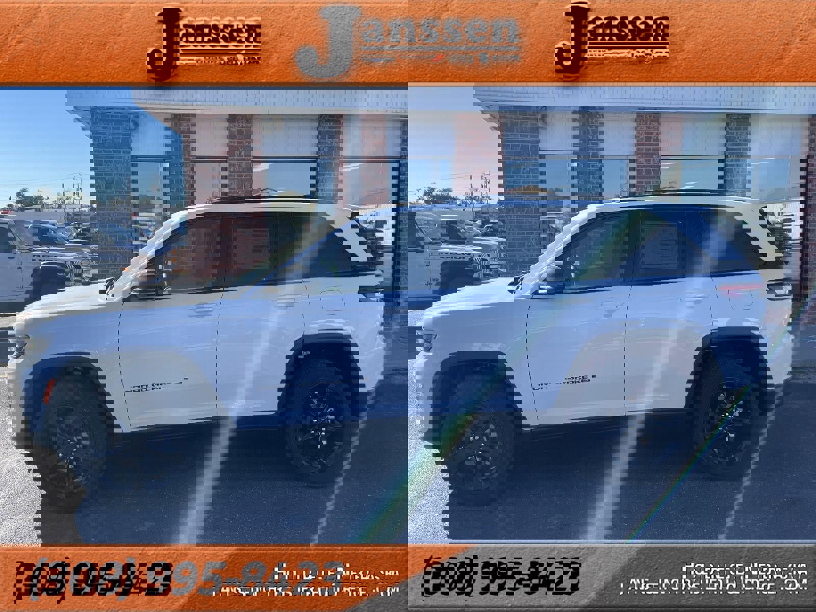 New 2025 Jeep Grand Cherokee Altitude