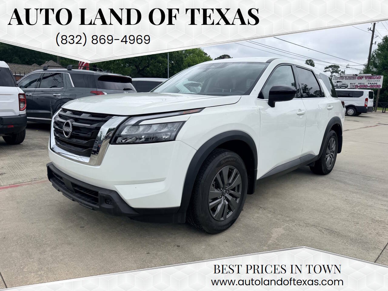 Used 2025 Nissan Pathfinder S FWD image 1