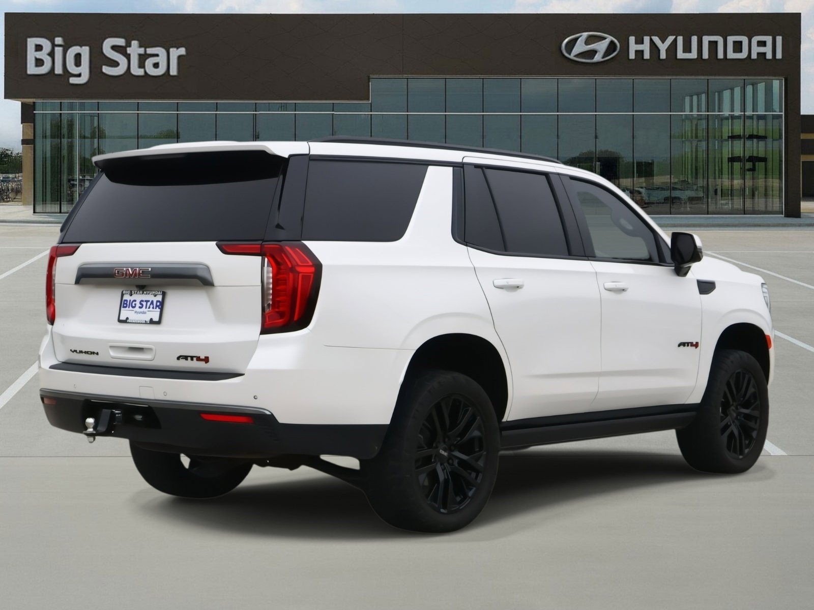 Used 2023 GMC Yukon AT4 w/ Technology Package image 4