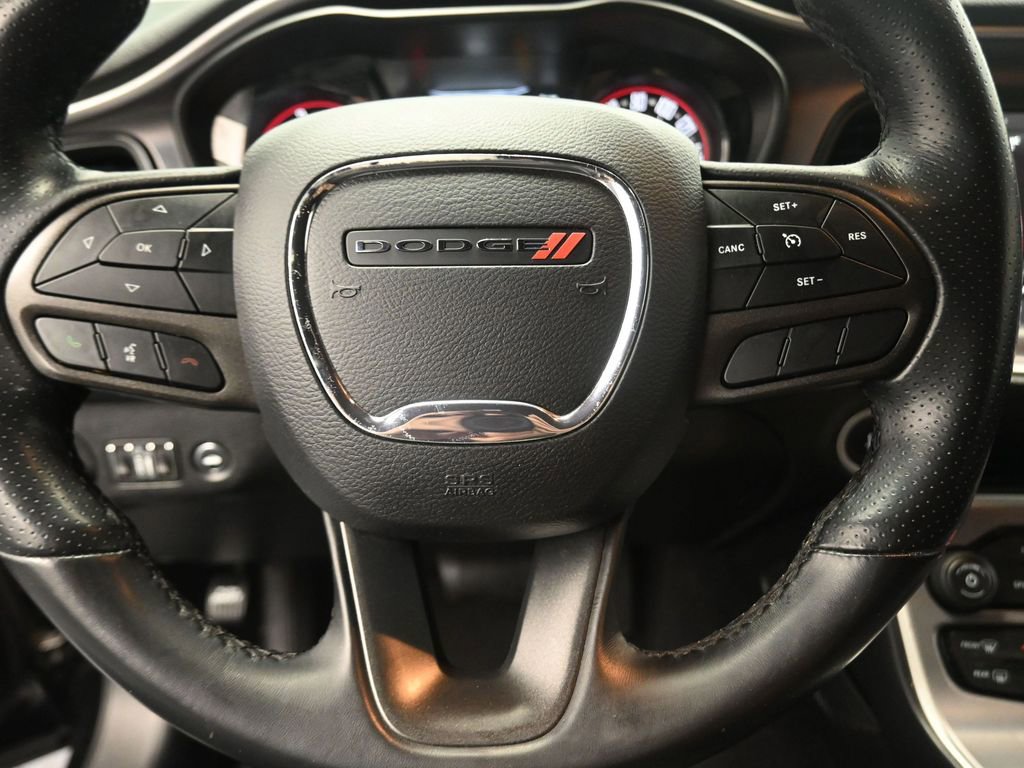 Used 2021 Dodge Challenger SXT w/ Blacktop Package image 7