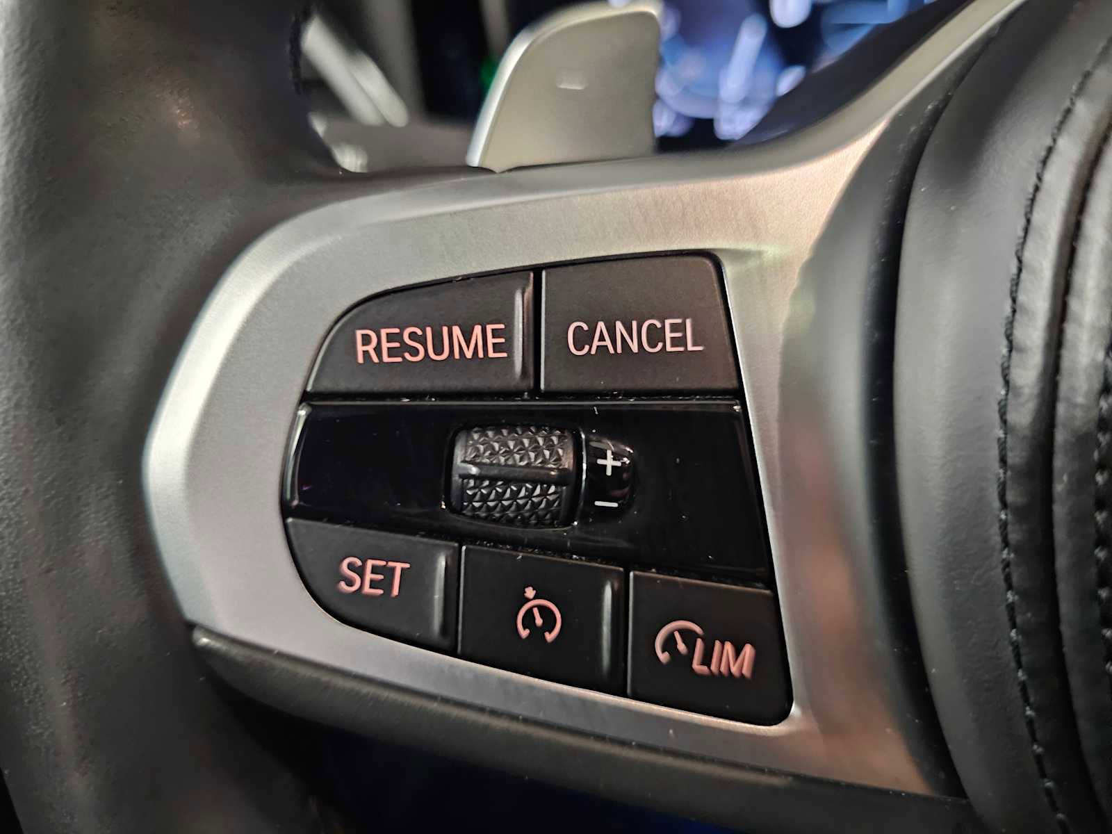 Used 2022 BMW 330e xDrive w/ M Sport Package AWD/4WD image 20