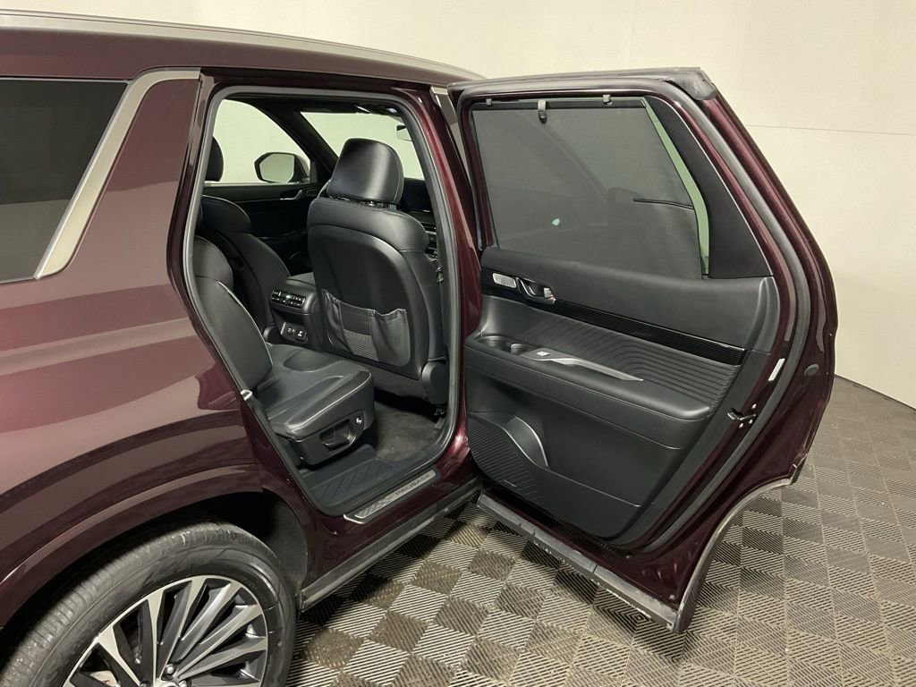 Used 2024 Hyundai Palisade Calligraphy image 33