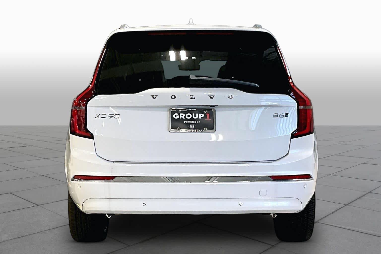 New 2026 Volvo XC90 B6 Plus w/ Protection Package Premier AWD/4WD image 4
