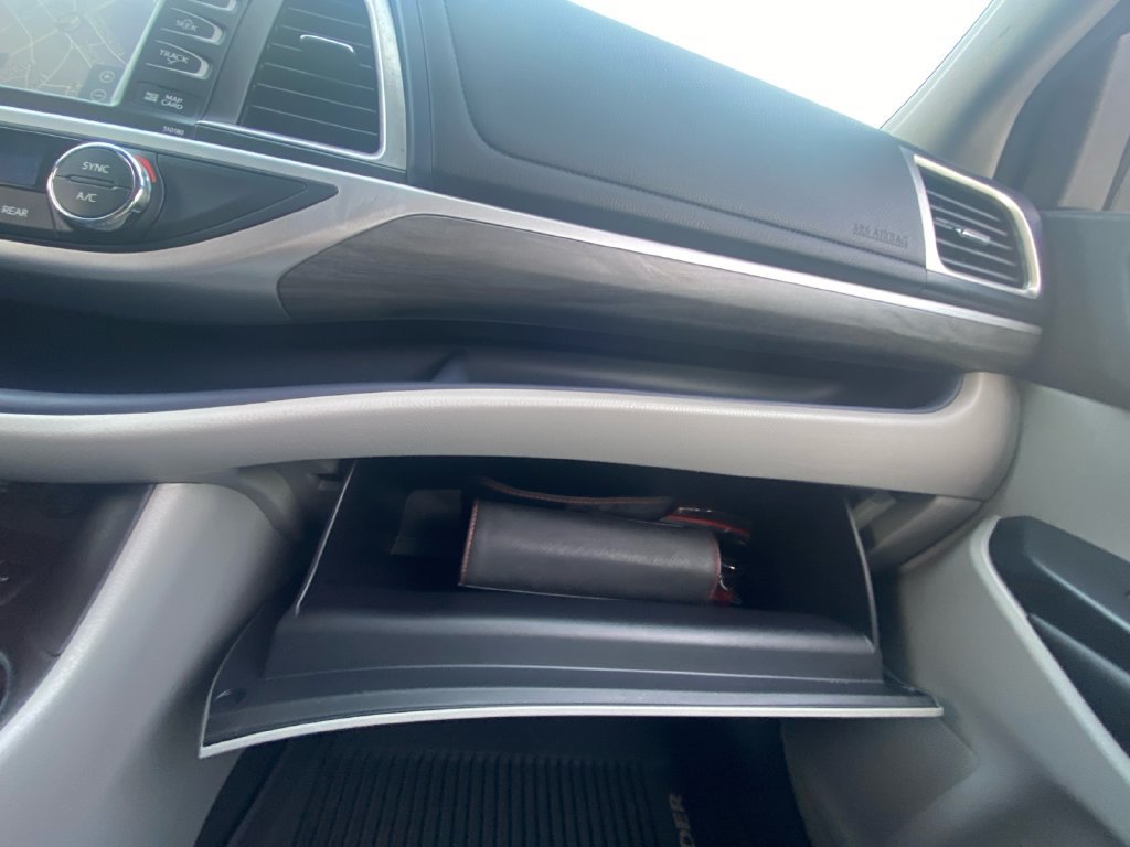 Used 2017 Toyota Highlander Limited AWD/4WD image 27
