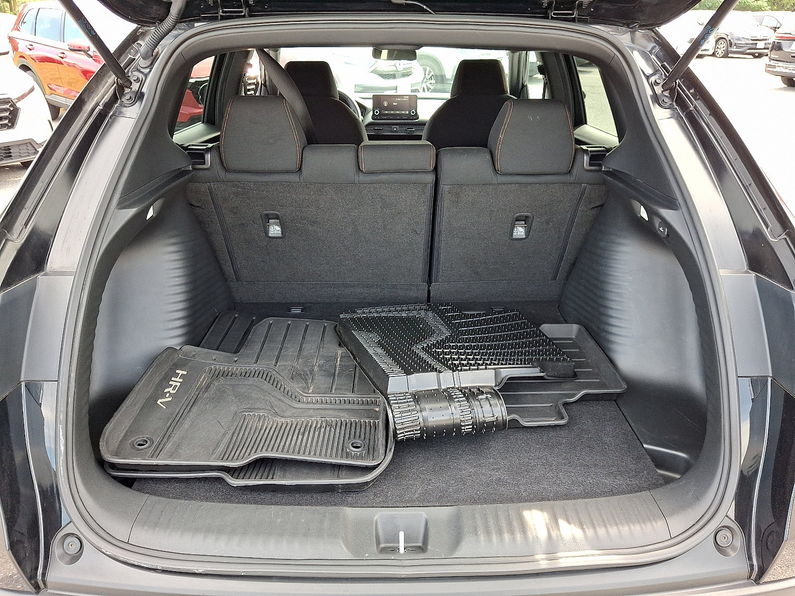 Used 2025 Honda HR-V Sport image 28
