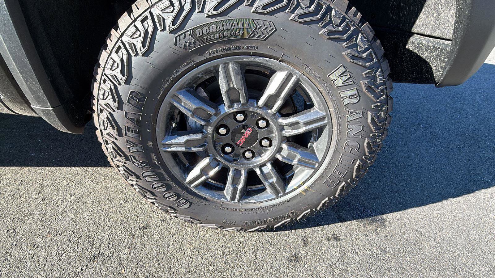 New 2026 GMC Sierra 1500 AT4X image 9