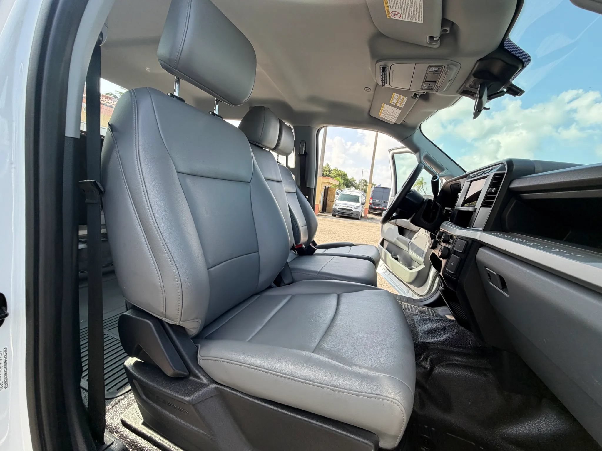 Used 2024 Ford F350 XL AWD/4WD image 19