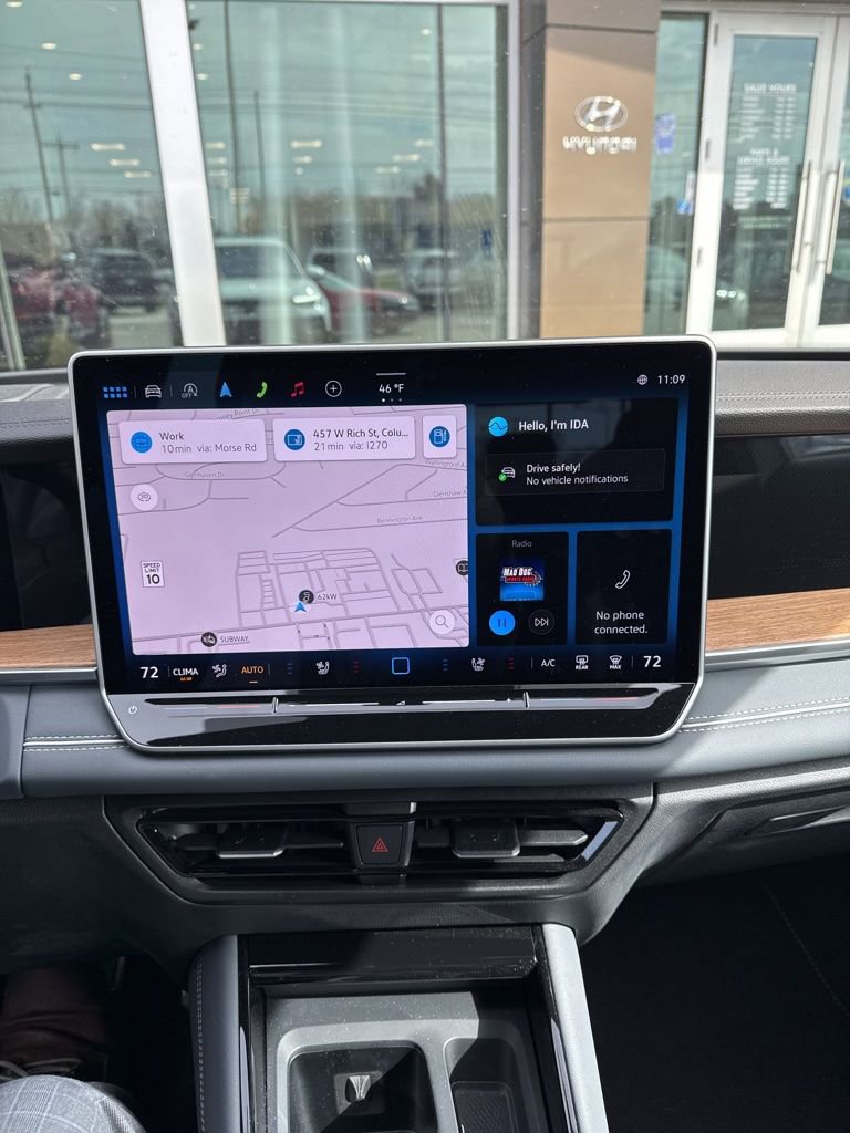 Used 2025 Volkswagen Tiguan SEL R-Line image 6