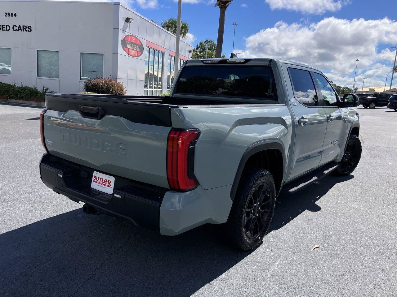 Used 2024 Toyota Tundra SR5 w/ SR5 Premium Package RWD image 5