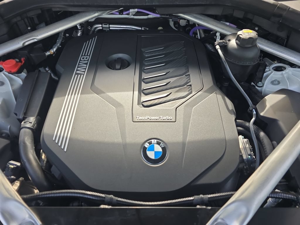 Used 2023 BMW X5 sDrive40i w/ M Sport Package RWD image 24