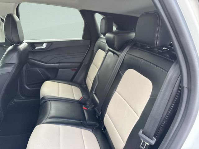 Used 2022 Ford Escape Titanium w/ Titanium Elite Package FWD image 26