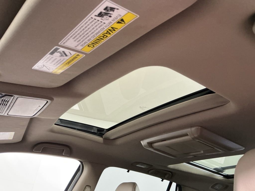 Used 2017 Honda Pilot Elite image 24