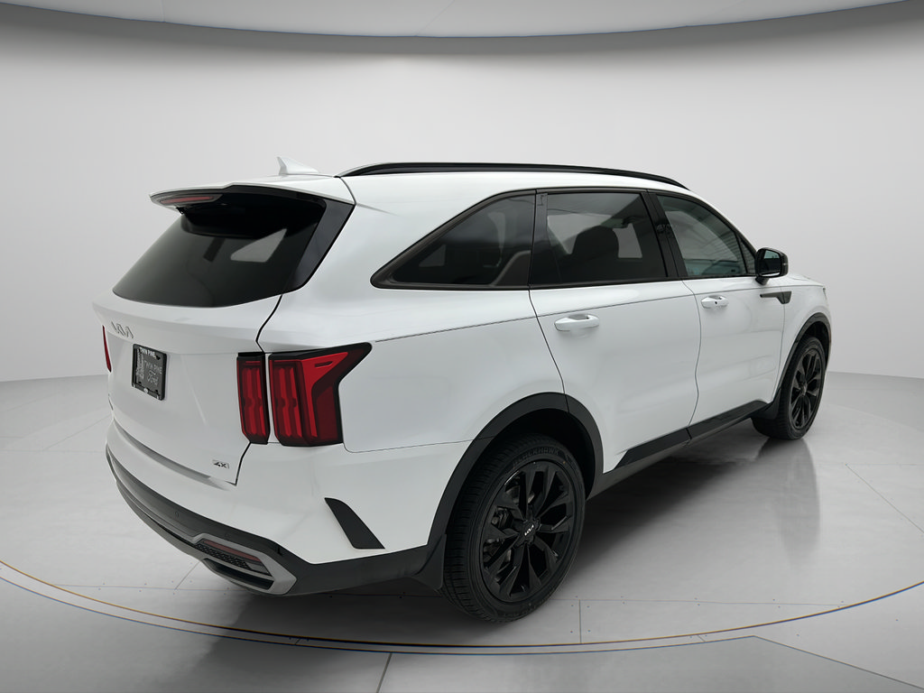 Used 2023 Kia Sorento SX AWD/4WD image 5