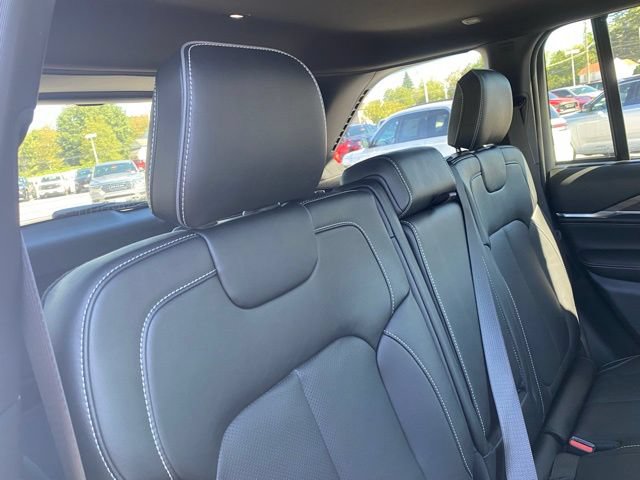 New 2025 Jeep Grand Cherokee Overland w/ Adv Protech Group III AWD/4WD image 35