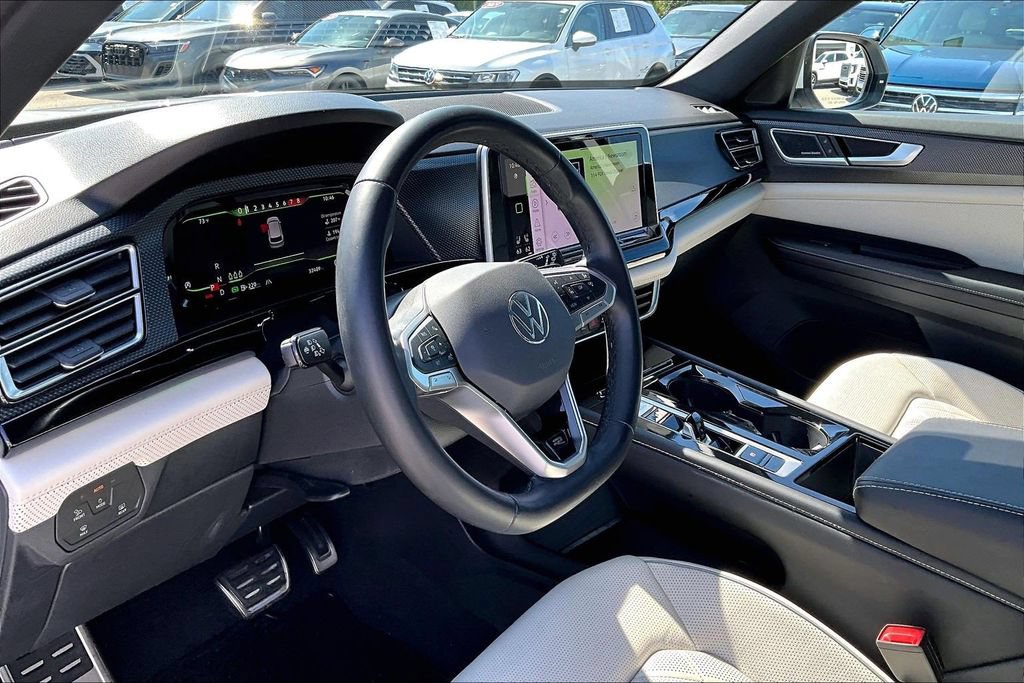 Certified 2024 Volkswagen Atlas Cross Sport SEL Premium R-Line AWD/4WD image 14
