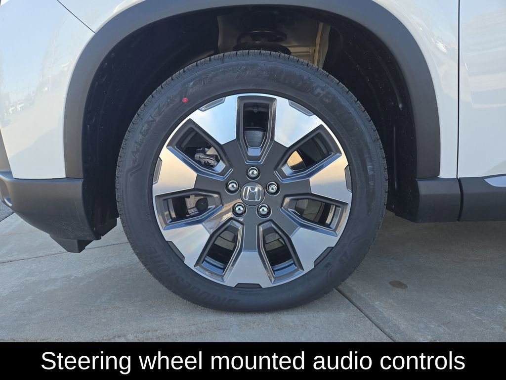 Certified 2026 Honda Pilot Touring image 10