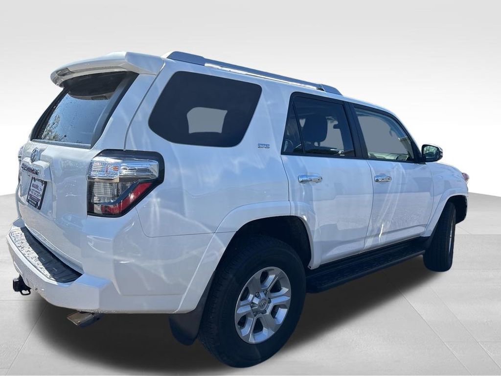 Used 2018 Toyota 4Runner SR5 Premium image 9