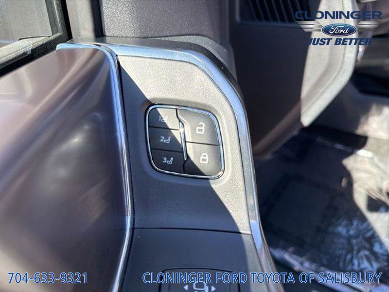 New 2026 Ford F250 Platinum image 20