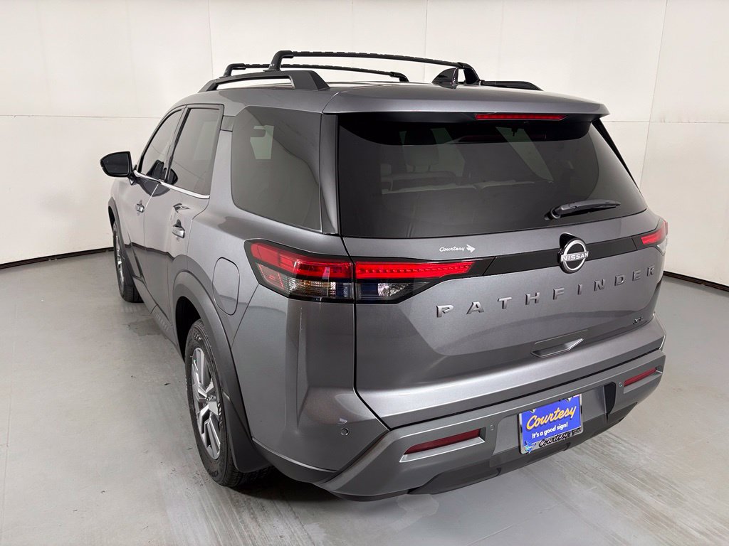 New 2026 Nissan Pathfinder SL FWD image 6