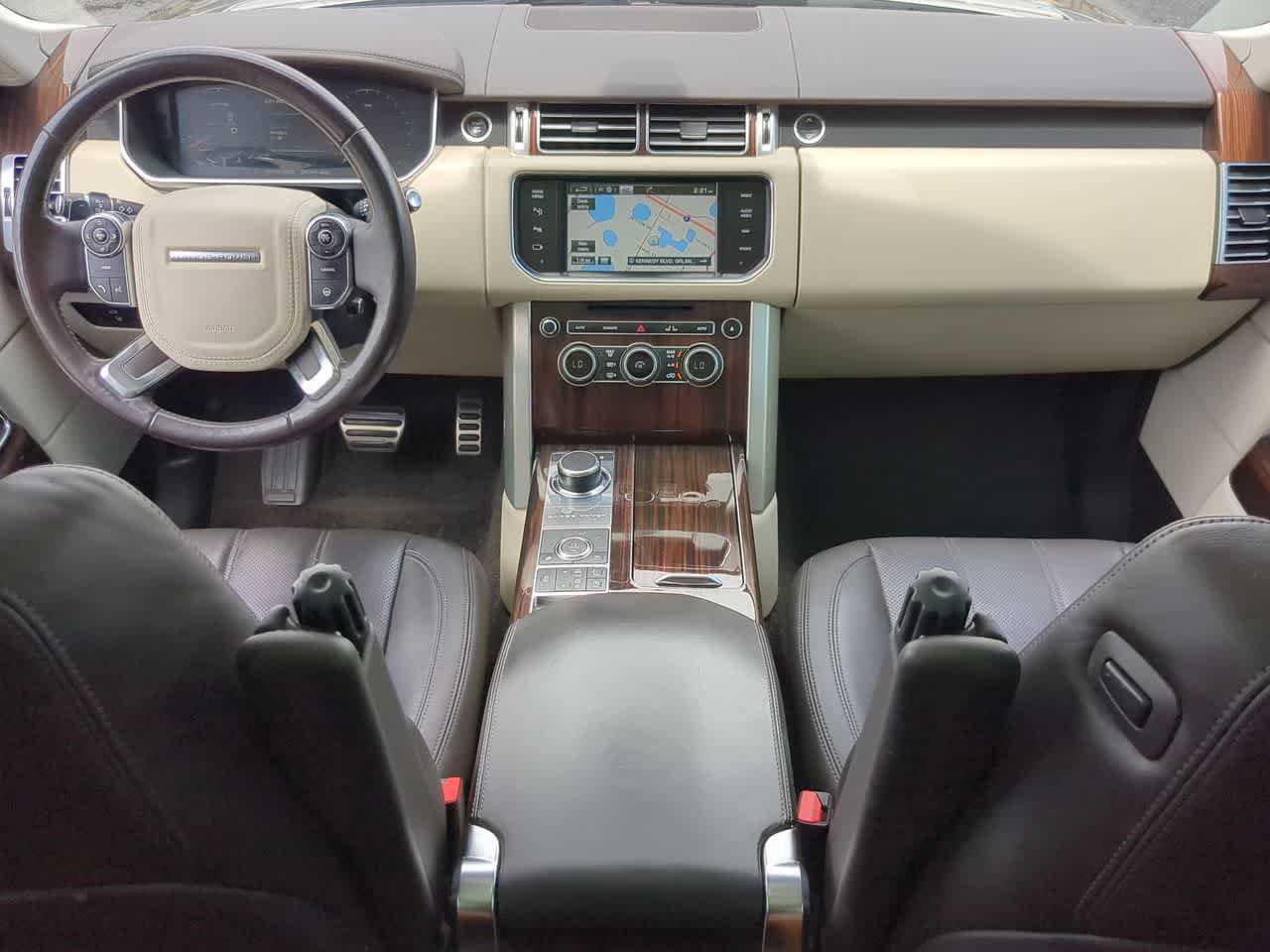 Used 2015 Land Rover Range Rover Supercharged AWD/4WD image 16