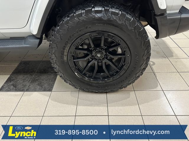 Used 2018 Jeep Wrangler Unlimited Sahara image 25