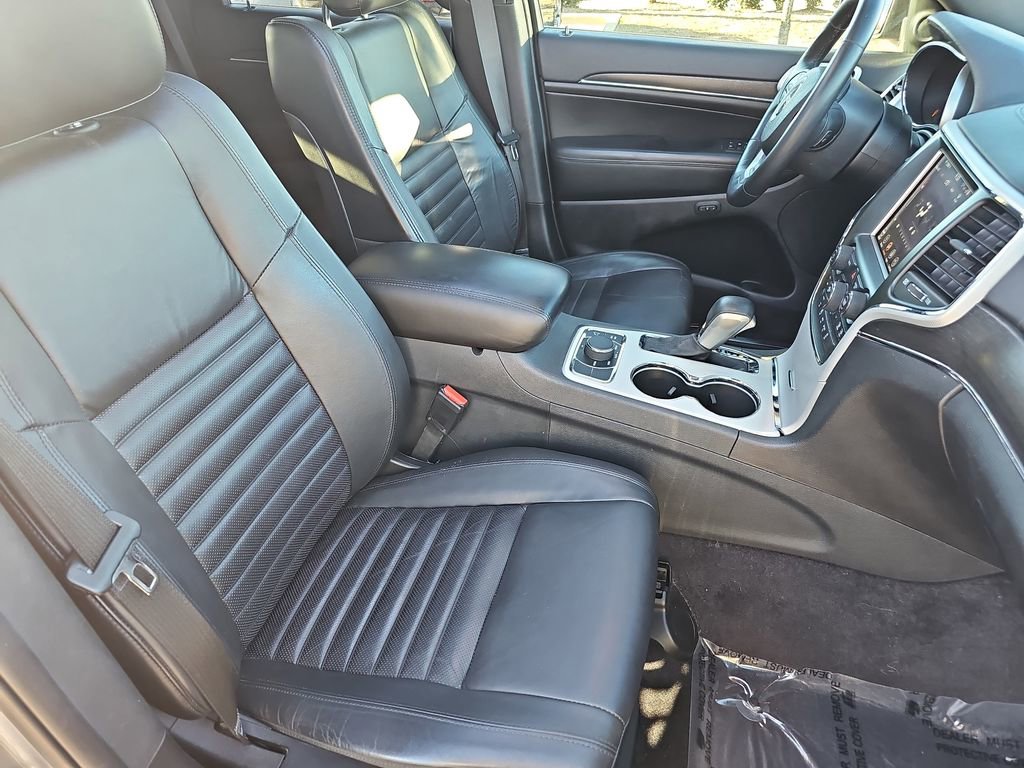 Used 2018 Jeep Grand Cherokee Limited image 12