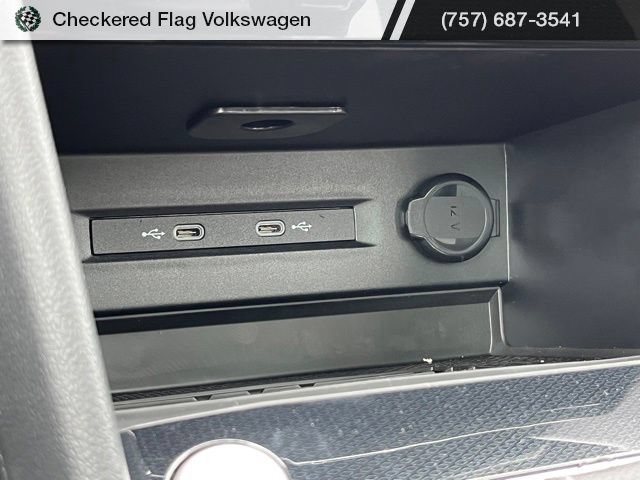 New 2026 Volkswagen Taos SEL AWD/4WD image 31
