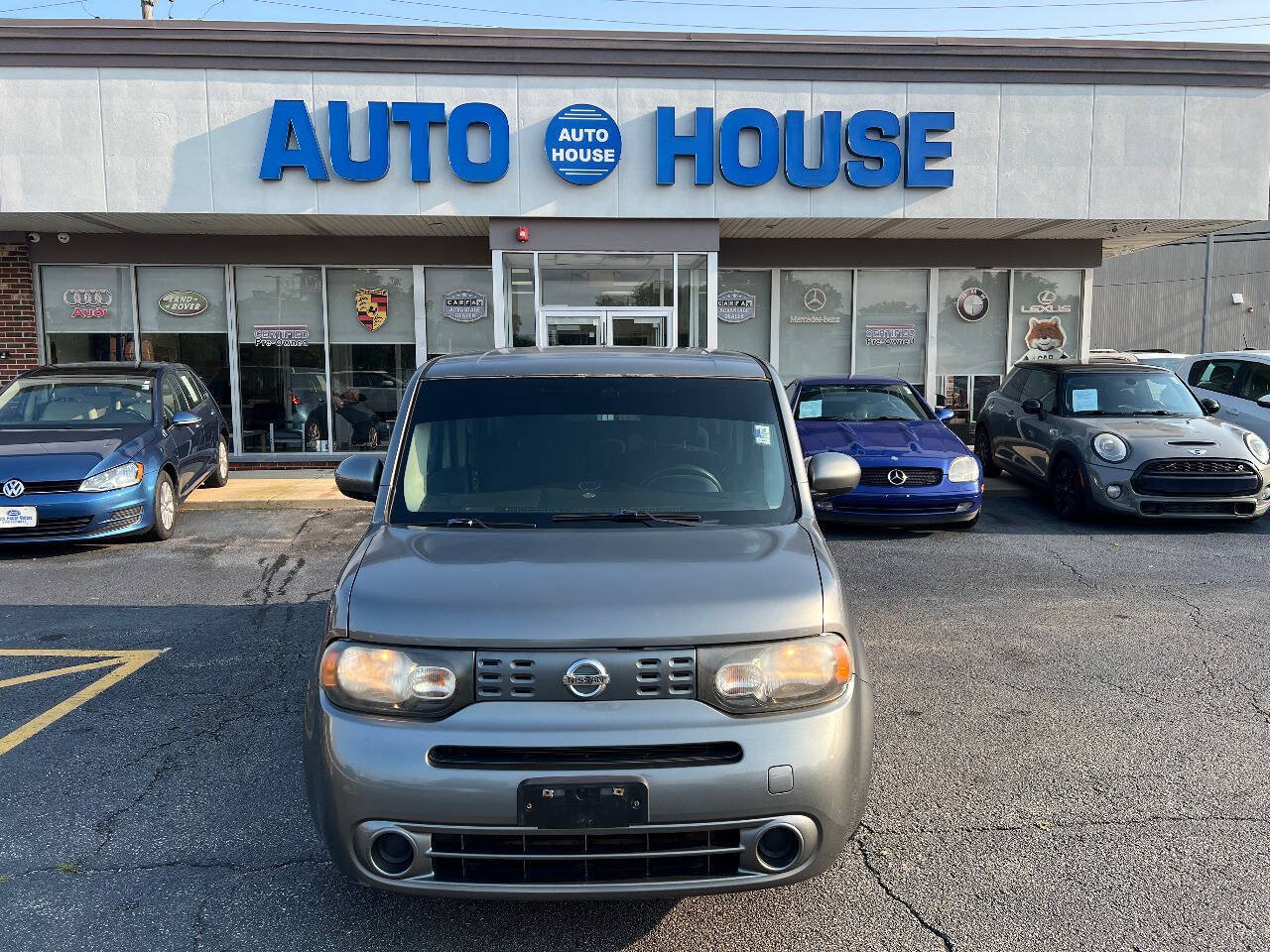 Used 2012 Nissan Cube 1.8 S w/ Interior Designer Pkg FWD image 2
