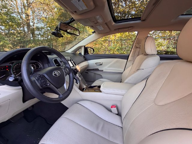 Used 2015 Toyota Venza XLE w/ XLE Premium Package FWD image 22