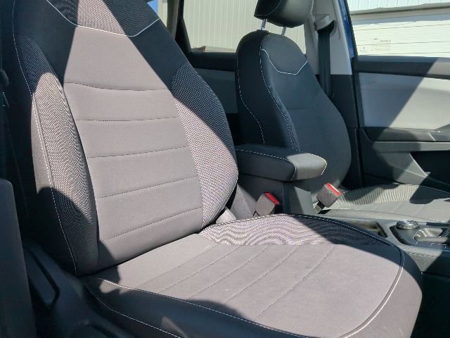 Used 2023 Volkswagen Taos SE image 17