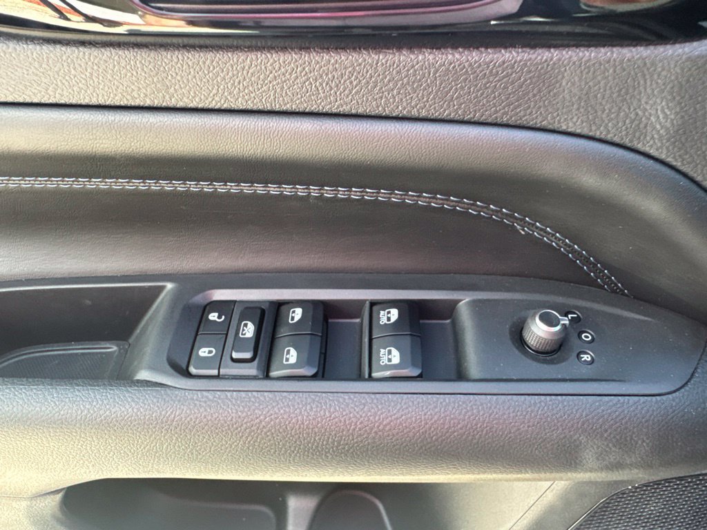New 2026 Jeep Compass Latitude AWD/4WD image 12