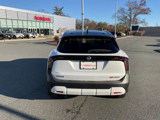 New 2026 Nissan Kicks SR image 5