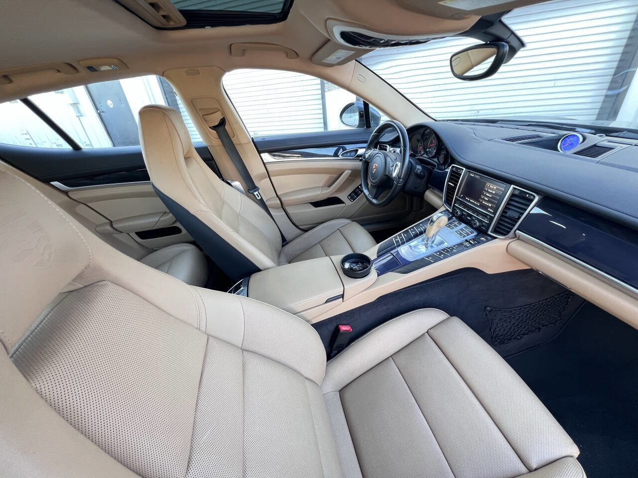 Used 2016 Porsche Panamera Edition w/ Premium Package Plus image 18