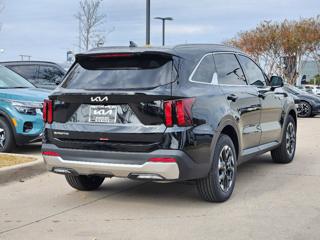 New 2026 Kia Sorento S w/ S Panoramic Sunroof Package image 4