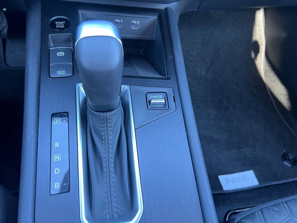 New 2026 Nissan Kicks SV w/ Illumination Package image 25