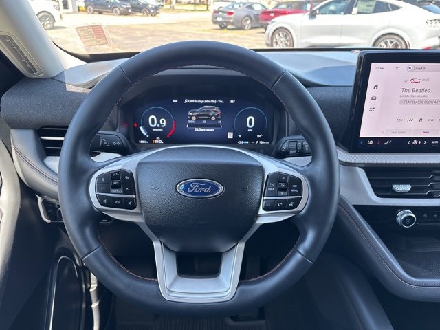 Certified 2025 Ford Explorer Active image 11