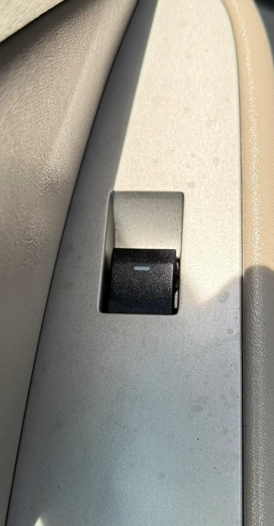 Used 2011 Ford Fusion SEL FWD image 27