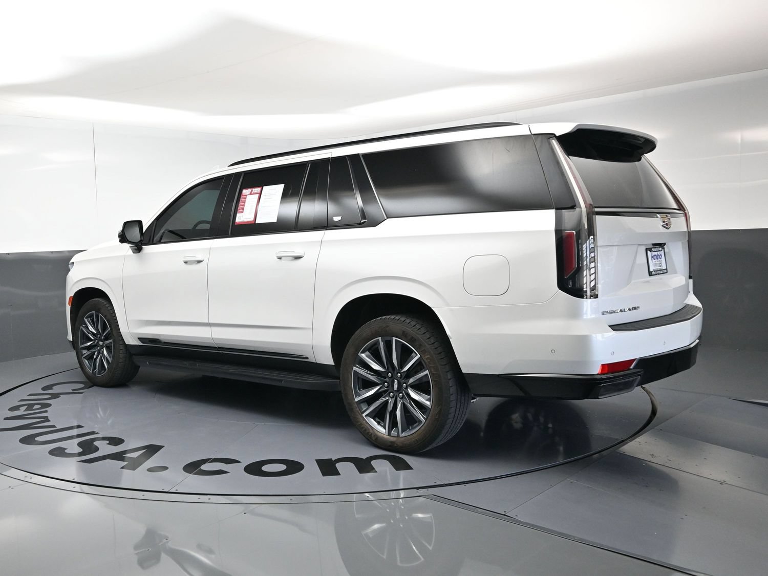 Used 2021 Cadillac Escalade ESV Sport AWD/4WD image 7