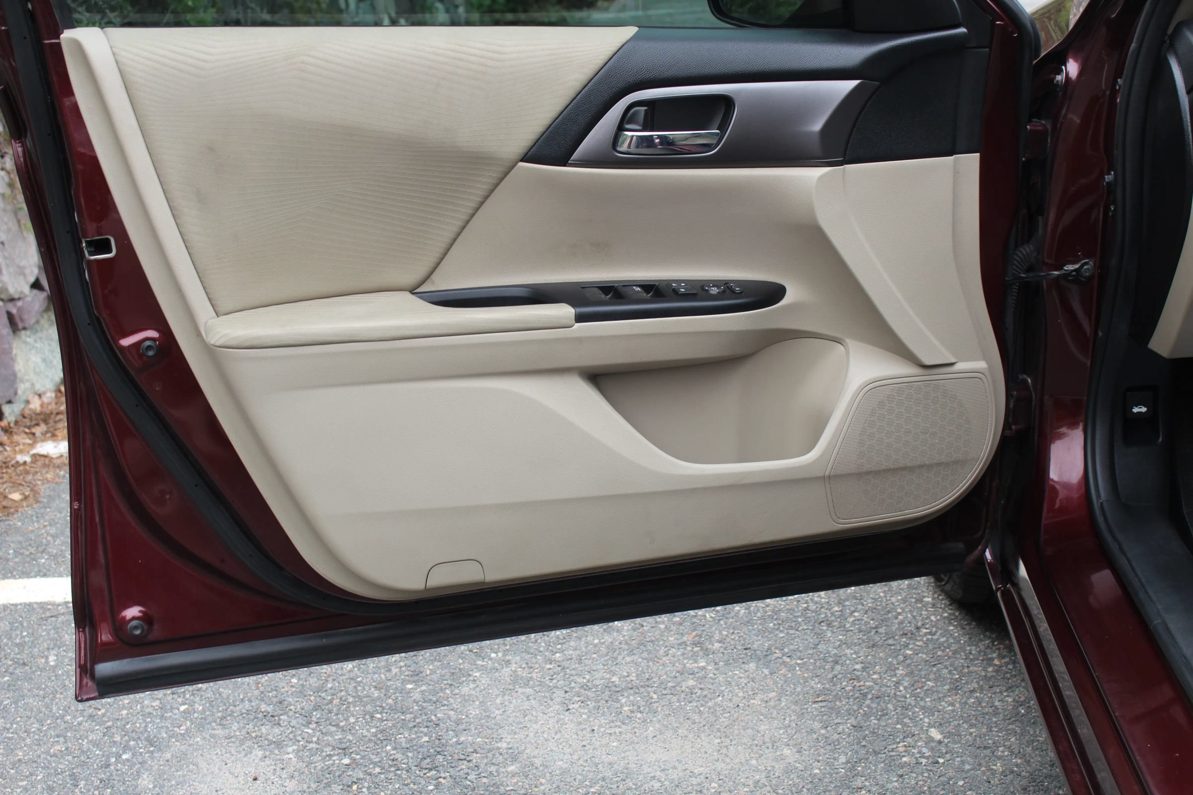 Used 2015 Honda Accord LX image 12