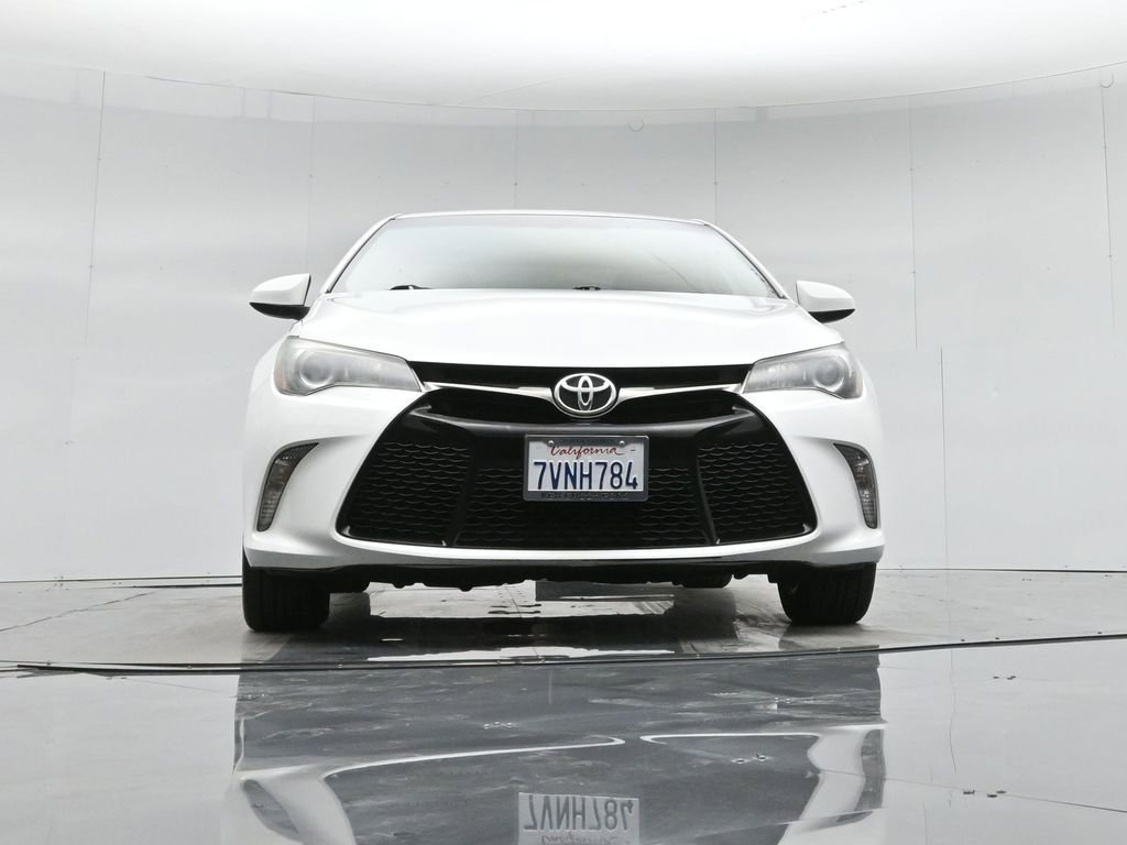 Used 2017 Toyota Camry SE image 31