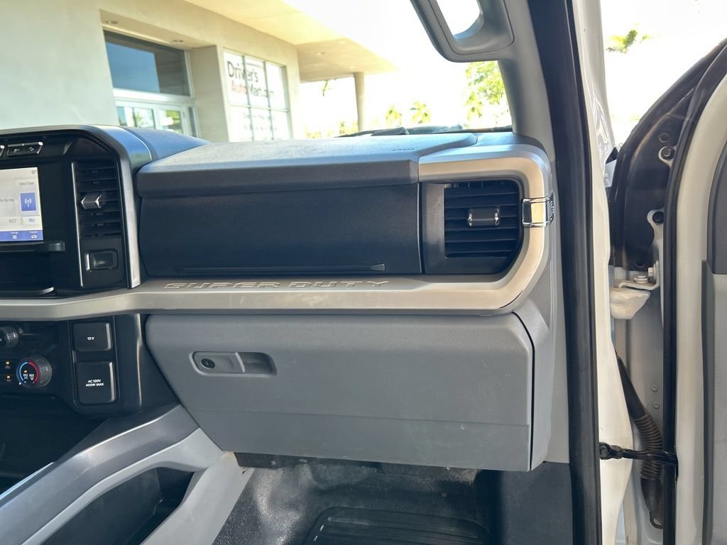Used 2024 Ford F350 XLT w/ FX4 Off-Road Package AWD/4WD image 28