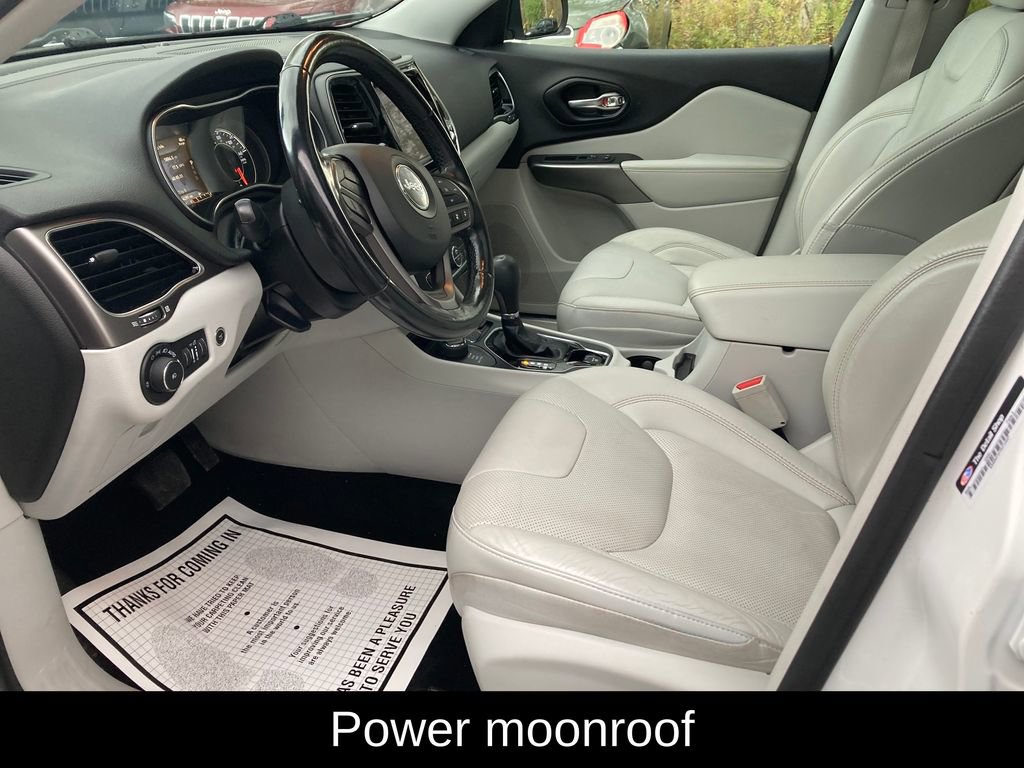 Used 2021 Jeep Cherokee Limited image 12