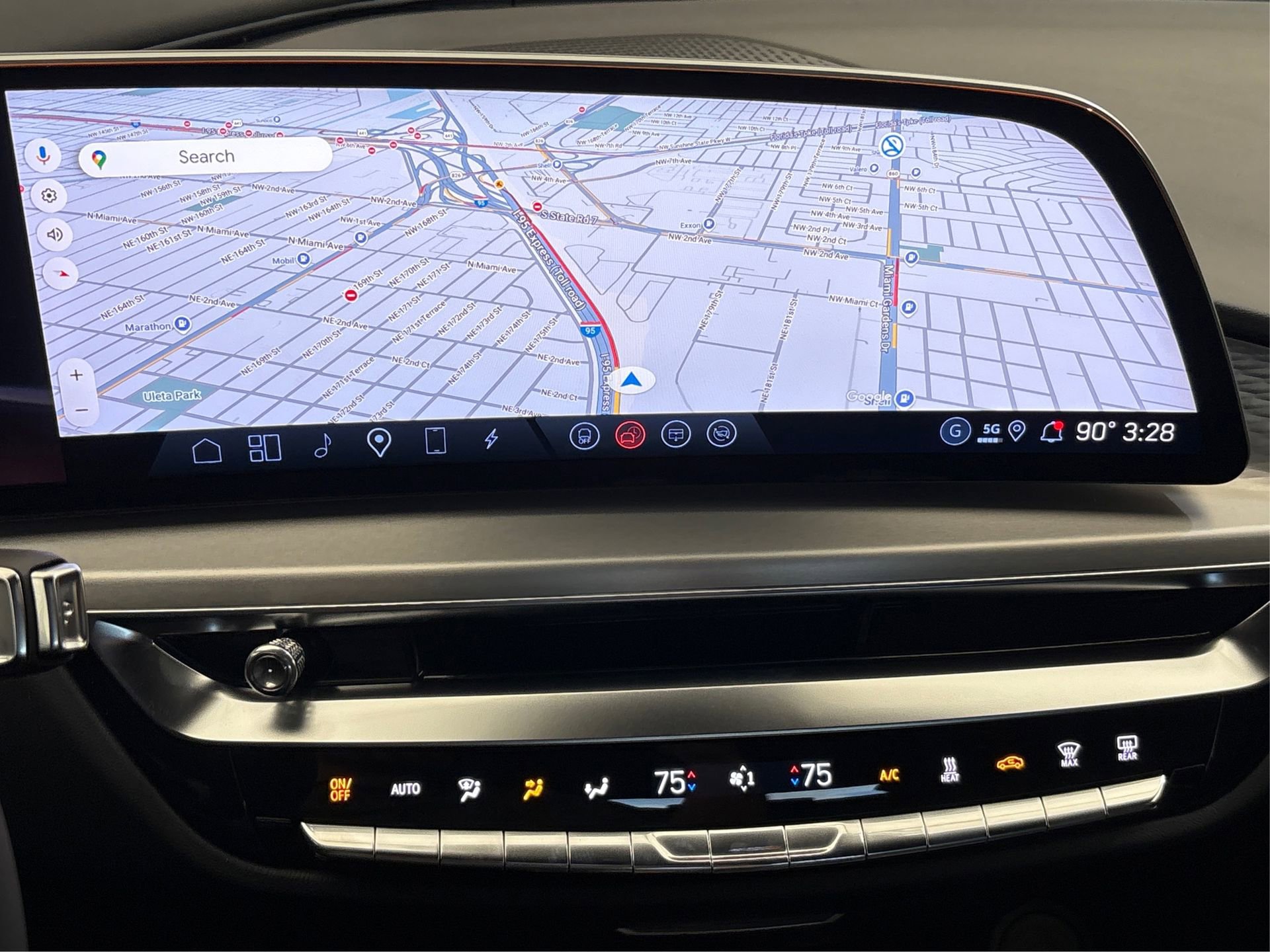 New 2026 Cadillac Lyriq V AWD/4WD image 24