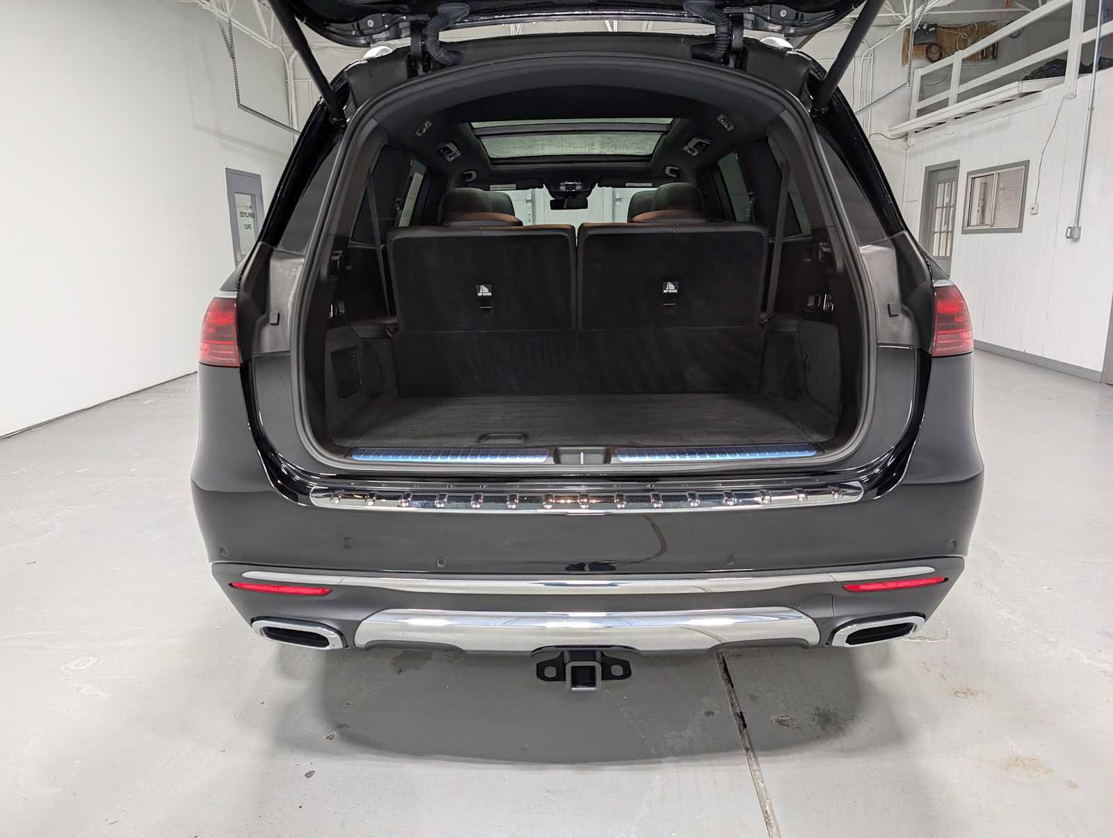 Certified 2024 Mercedes-Benz GLS 450 4MATIC image 36