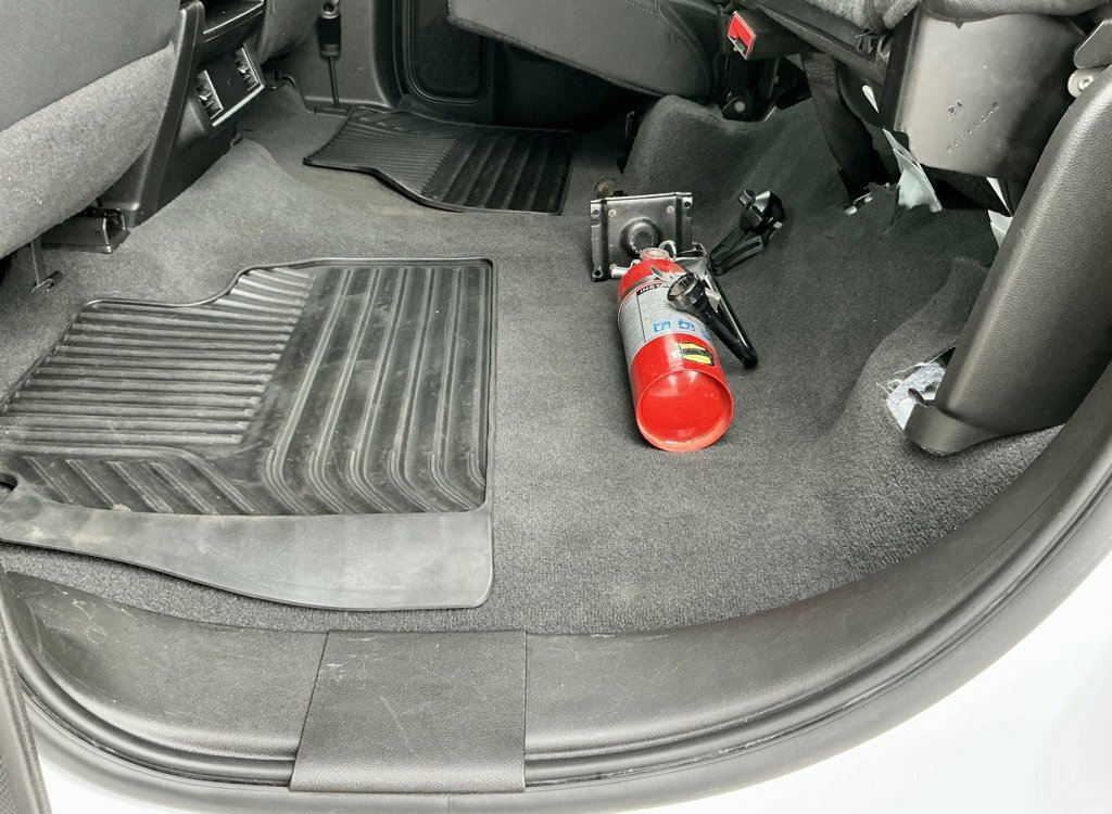 Used 2021 Chevrolet Silverado 1500 Custom w/ Safety Confidence Package image 27