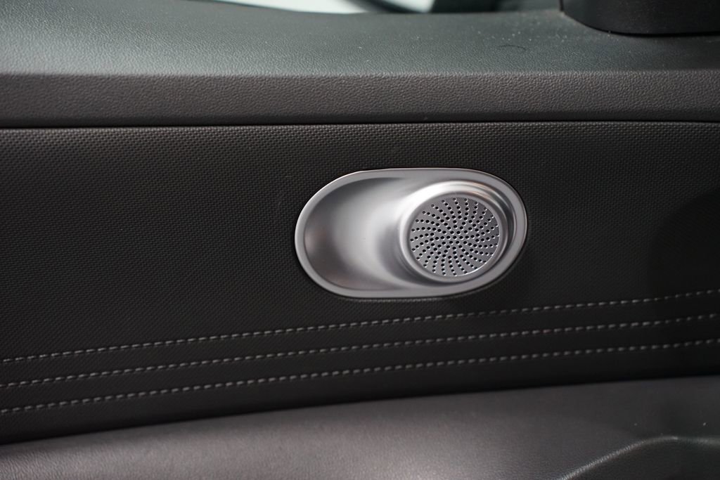 Used 2024 Hyundai Elantra SE image 29