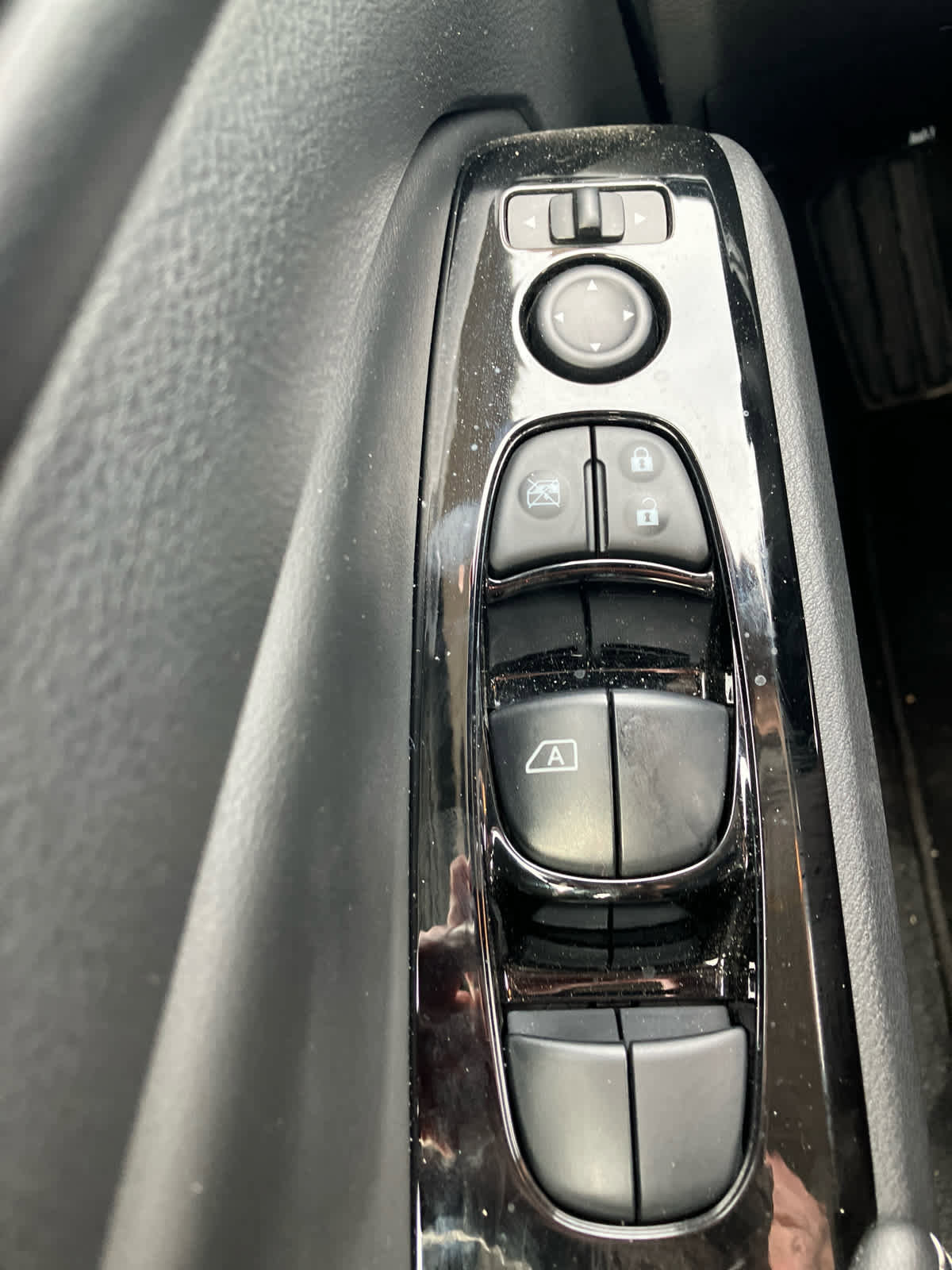 Used 2024 Nissan Altima 2.5 SL image 12