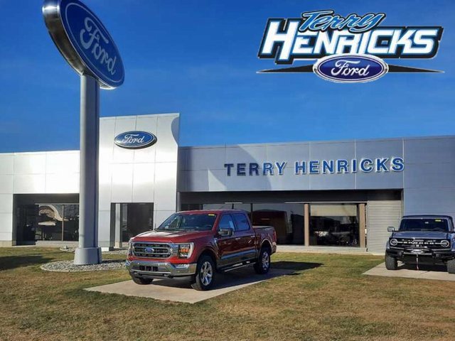 New 2025 Ford F250 Lariat w/ Chrome Package image 29