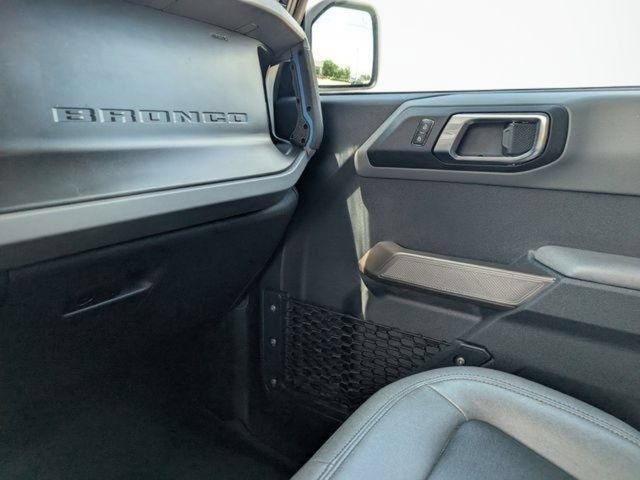Used 2023 Ford Bronco Black Diamond AWD/4WD image 12